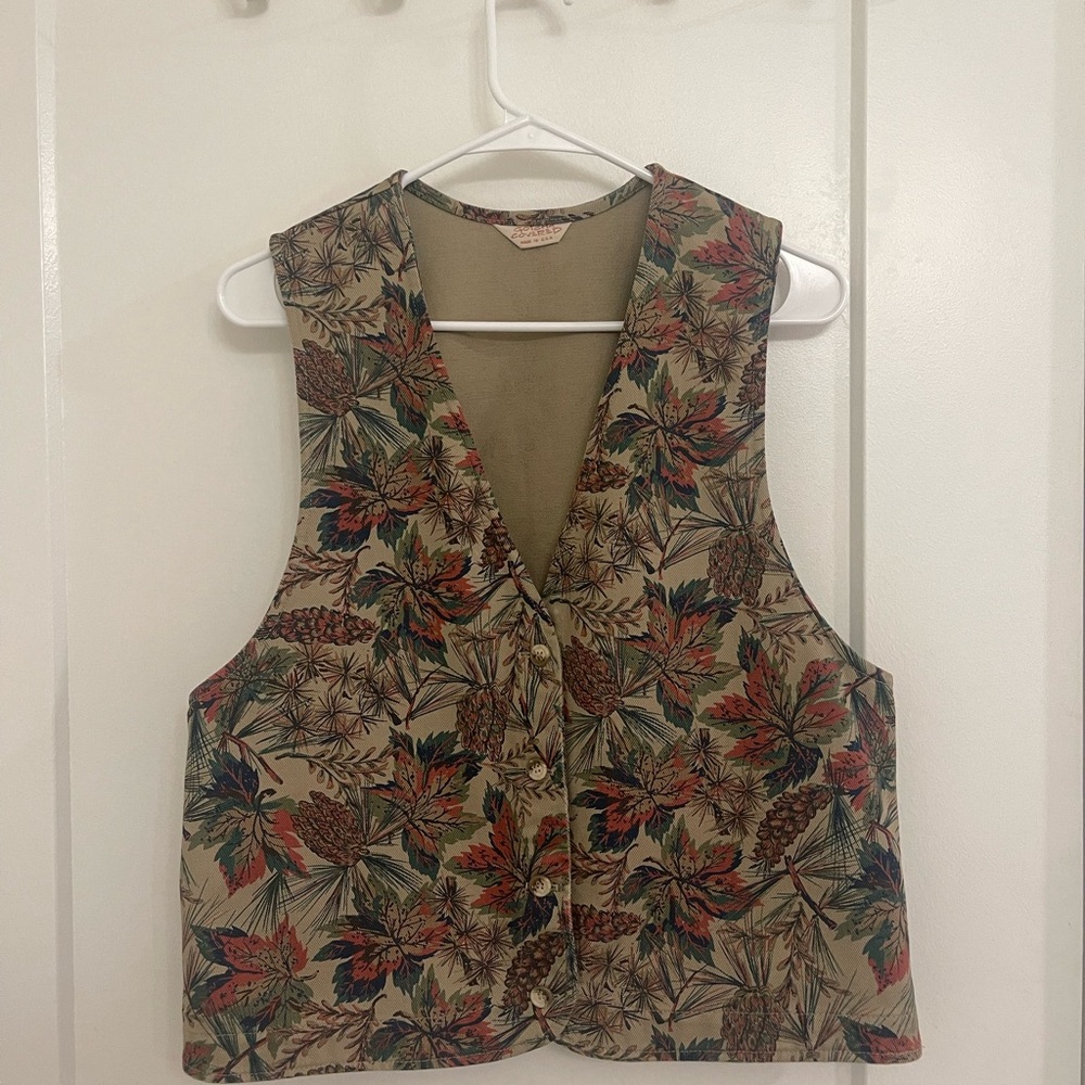 Vintage Pinecone Grandpacore Cottagecore Granola Floral Patterned Women's Vest